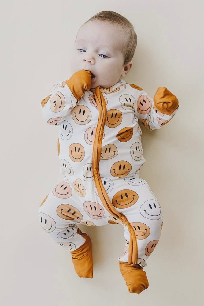 
                
                    Load image into Gallery viewer, Smiley Bamboo Zip Jammie
                
            