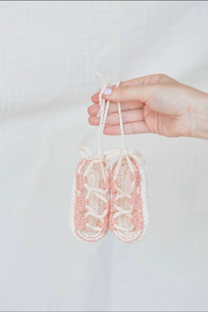
                
                    Load image into Gallery viewer, Baby Organic Knitted Shoes
                
            